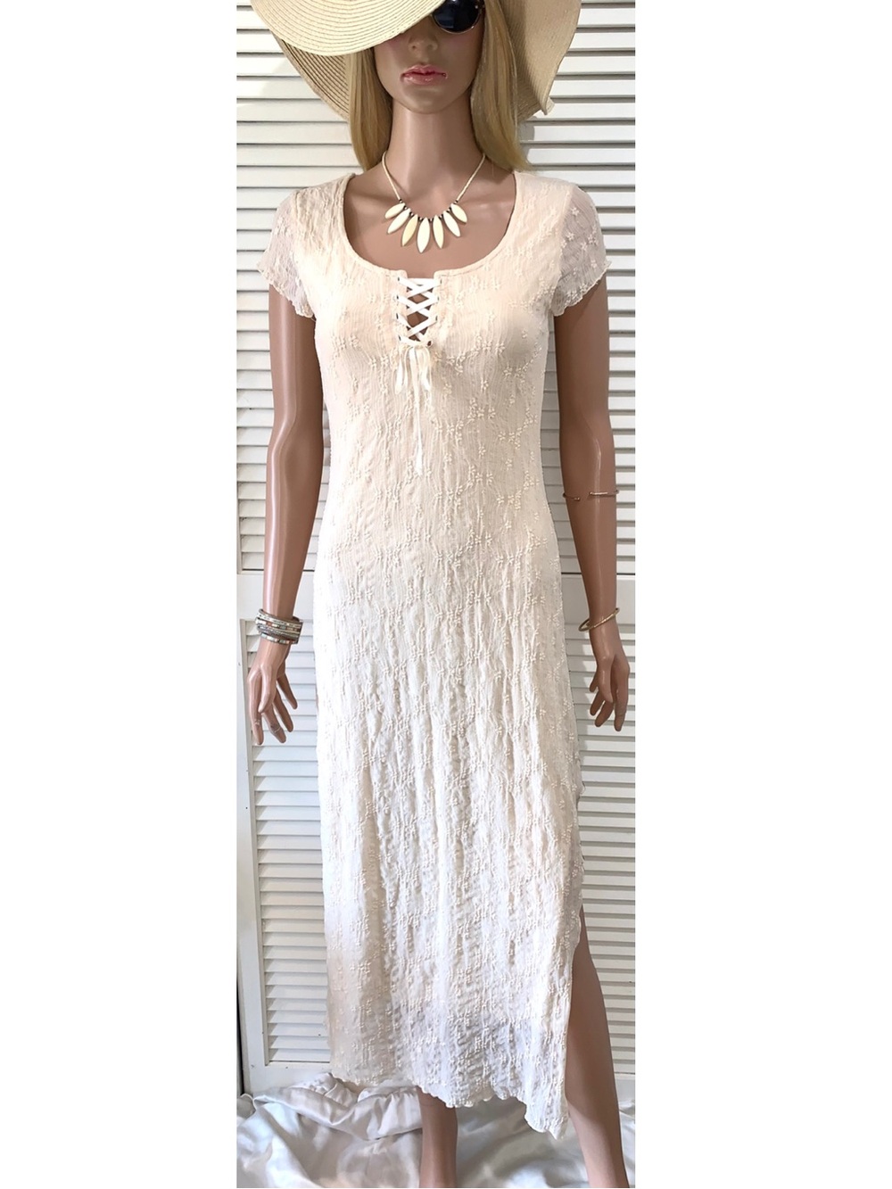 Kirious Los Angeles Lace Dainty Maxi Dress Cream Small EUC